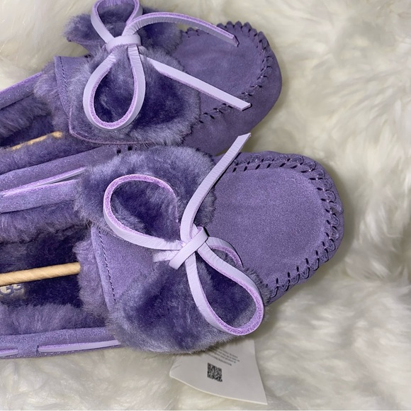 UGG 💜 size 9 Dakota double bow slippers New - Picture 3 of 15